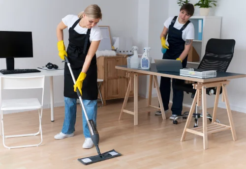 Nettoyage de bureau professionnel à Saint-Maurice-en-Gourgois